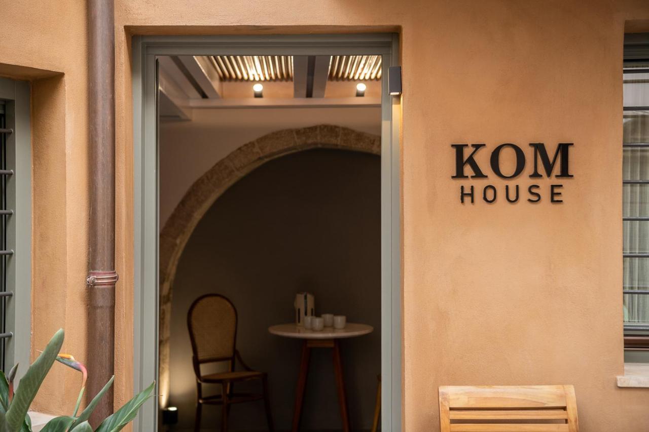 Kom House Vakantiehuis *